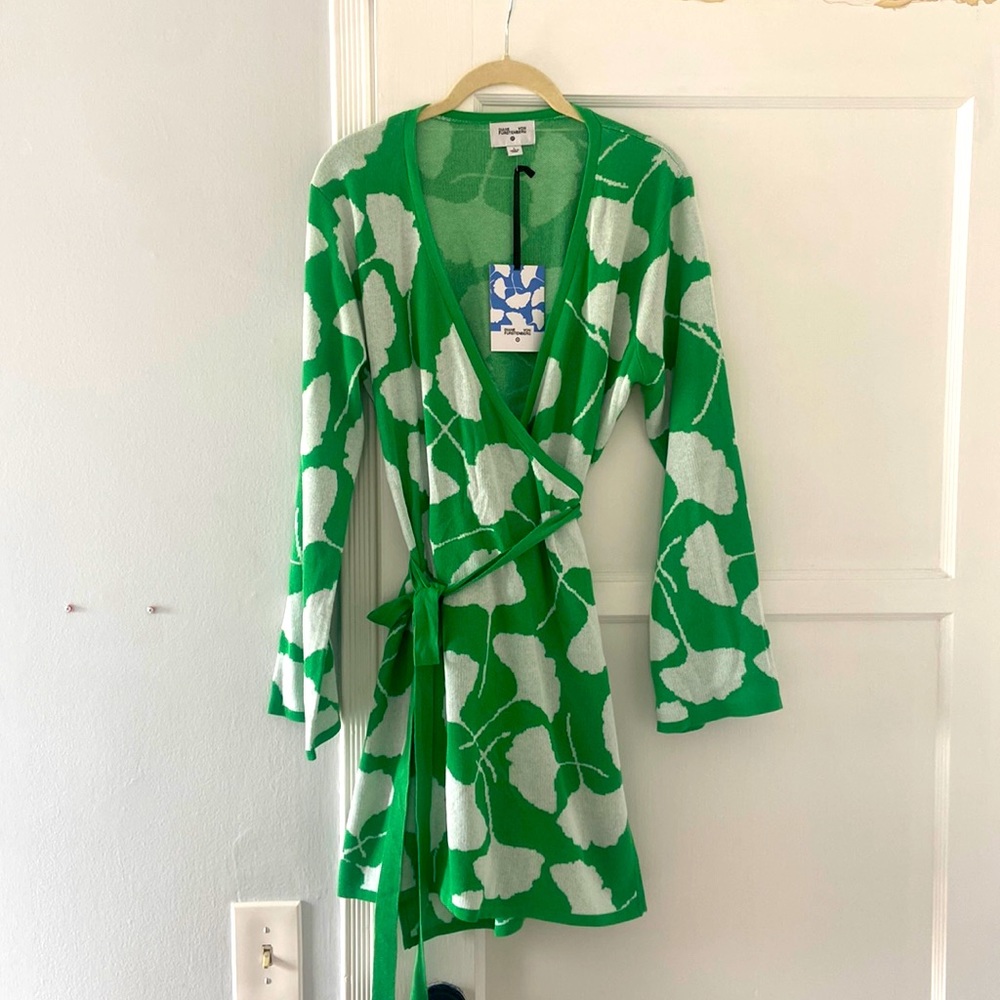 Sold out Diane Von Furstenberg x Target sweater